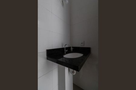 Apartamento para alugar com 37m², 2 quartos e sem vagaBanheiro