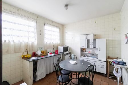 Casa à venda com 395m², 3 quartos e 4 vagas Casa à venda com 395m², 3 quartos e 4 vagasCozinha