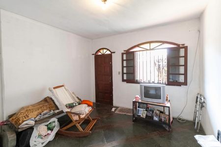 Casa à venda com 395m², 3 quartos e 4 vagas Casa à venda com 395m², 3 quartos e 4 vagasSala 1