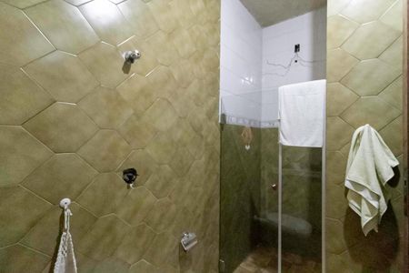 Casa à venda com 395m², 3 quartos e 4 vagas Casa à venda com 395m², 3 quartos e 4 vagasBanheiro da suíte