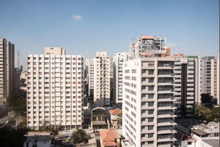 Apartamento à venda com 147m², 4 quartos e 2 vagasVista da Suíte 2