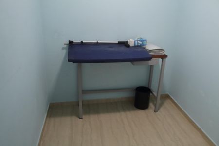 Casa à venda com 220m², 3 quartos e 2 vagasQuarto de Serviço