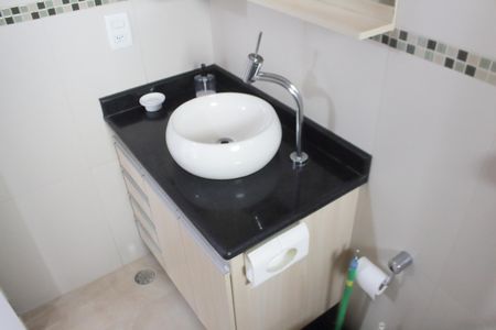 Casa à venda com 220m², 3 quartos e 2 vagasBanheiro da Suíte