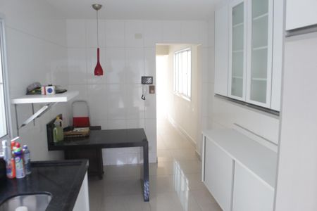 Casa à venda com 220m², 3 quartos e 2 vagasCozinha