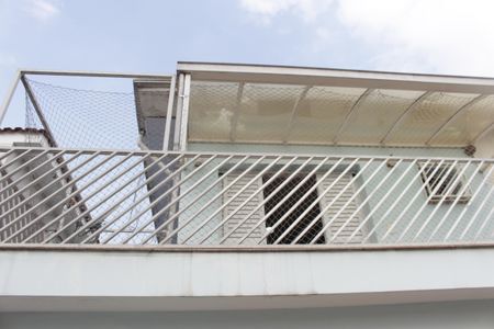 Casa à venda com 220m², 3 quartos e 2 vagasFachada