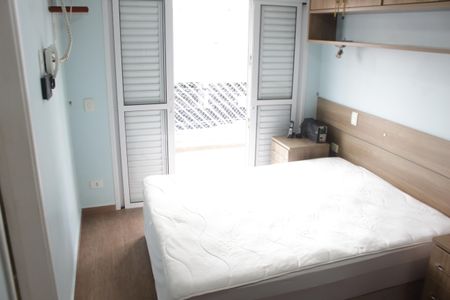 Casa à venda com 220m², 3 quartos e 2 vagasSuíte