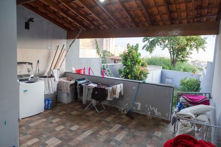 Casa à venda com 250m², 5 quartos e 2 vagas Casa à venda com 250m², 5 quartos e 2 vagasÁrea de Serviço