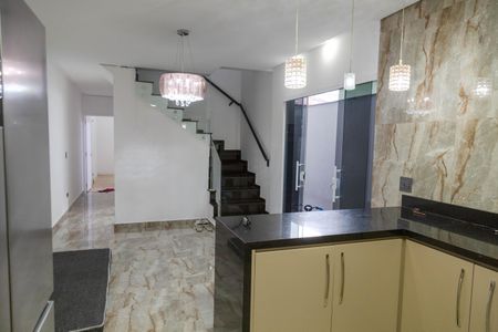 Casa à venda com 250m², 5 quartos e 2 vagas Casa à venda com 250m², 5 quartos e 2 vagasCozinha