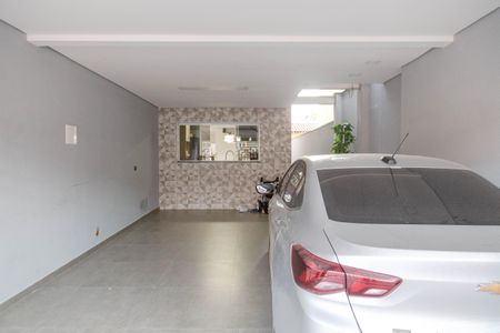 Casa à venda com 250m², 5 quartos e 2 vagas Casa à venda com 250m², 5 quartos e 2 vagasGaragem