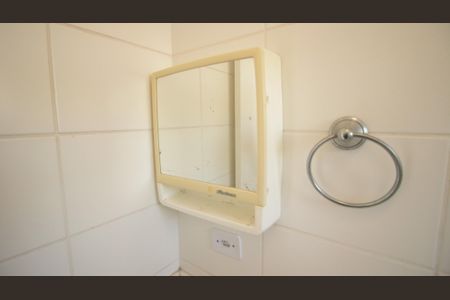 Casa de condomínio à venda com 90m², 2 quartos e 1 vaga Casa de condomínio à venda com 90m², 2 quartos e 1 vagaBanheiro 2