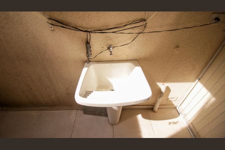 Casa de condomínio à venda com 90m², 2 quartos e 1 vaga Casa de condomínio à venda com 90m², 2 quartos e 1 vagaÁrea de Serviço