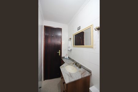 Apartamento à venda com 76m², 2 quartos e 1 vagaBanheiro Social