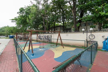 Apartamento à venda com 42m², 2 quartos e 1 vagaÁrea Comum - Playground