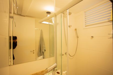 Apartamento à venda com 70m², 2 quartos e 1 vagaBanheiro Suíte 