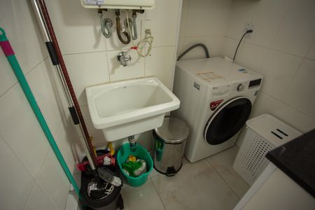 Apartamento à venda com 70m², 2 quartos e 1 vagaÁrea de Serviço