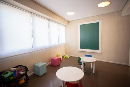 Apartamento à venda com 70m², 2 quartos e 1 vagaÁrea comum