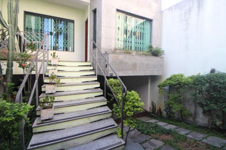 Casa à venda com 380m², 3 quartos e 7 vagasÁrea comum