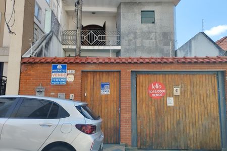 Casa à venda com 380m², 3 quartos e 7 vagasFachada e Placa