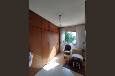 Casa à venda com 280m², 4 quartos e 5 vagasSuíte 1