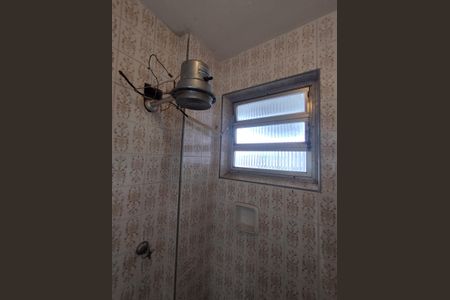 Casa à venda com 280m², 4 quartos e 5 vagasBanheiro de serviço