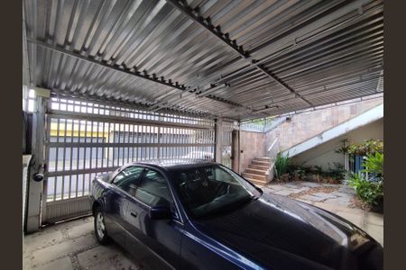 Casa à venda com 280m², 4 quartos e 5 vagasGaragem cinco carros