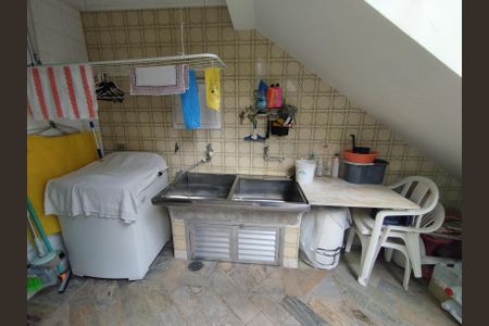 Casa à venda com 280m², 4 quartos e 5 vagasÁrea de Serviço