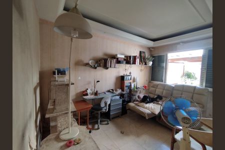 Casa à venda com 280m², 4 quartos e 5 vagasQuarto