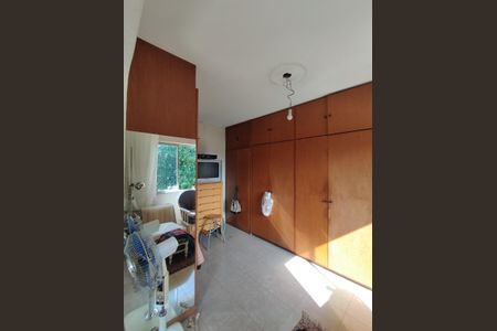 Casa à venda com 280m², 4 quartos e 5 vagasSuíte 1