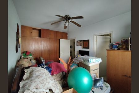 Casa à venda com 280m², 4 quartos e 5 vagasSuíte 2