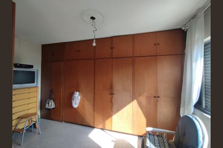 Casa à venda com 280m², 4 quartos e 5 vagasSuíte 1