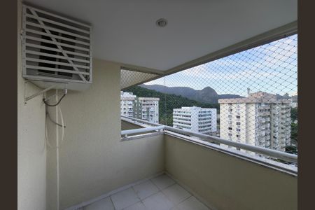 Apartamento para alugar com 73m², 3 quartos e 2 vagasVaranda - Sala