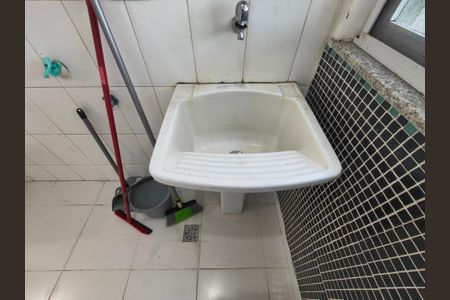 Apartamento para alugar com 73m², 3 quartos e 2 vagastanque - Área de Serviço