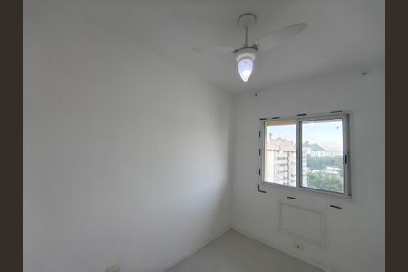 Quarto 1 de apartamento à venda com 3 quartos, 73m² em Camorim, Rio de Janeiro