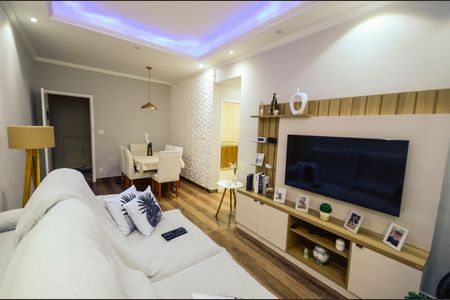 Apartamento à venda com 66m², 2 quartos e sem vaga Apartamento à venda com 66m², 2 quartos e sem vagaSala