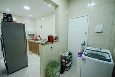 Apartamento à venda com 66m², 2 quartos e sem vaga Apartamento à venda com 66m², 2 quartos e sem vagaÁrea de Serviço