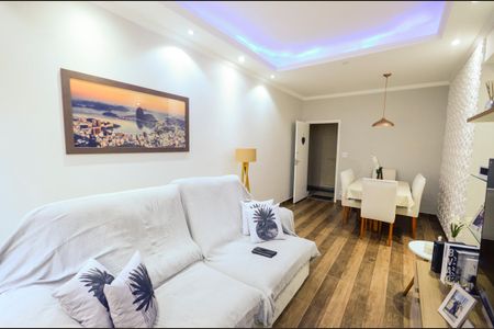 Apartamento à venda com 66m², 2 quartos e sem vaga Apartamento à venda com 66m², 2 quartos e sem vagaSala