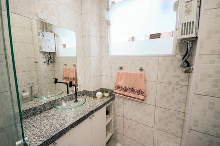 Apartamento à venda com 66m², 2 quartos e sem vaga Apartamento à venda com 66m², 2 quartos e sem vagaBanheiro