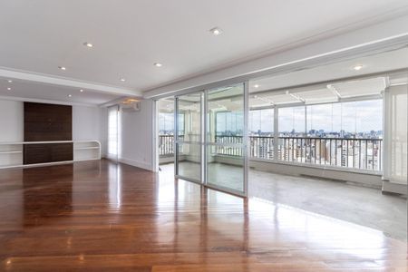 Apartamento à venda com 292m², 4 quartos e 4 vagasFoto 01