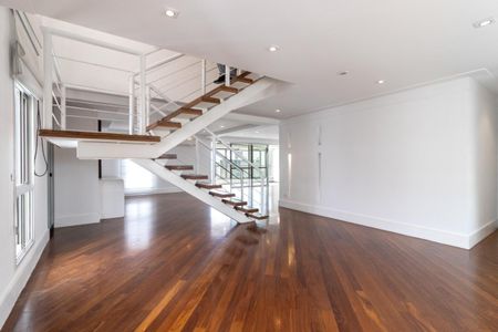 Apartamento à venda com 292m², 4 quartos e 4 vagasFoto 05