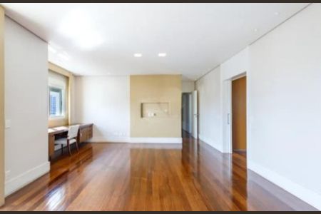 Apartamento à venda com 310m², 3 quartos e 6 vagasFoto 11