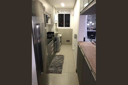 Apartamento à venda com 68m², 3 quartos e 2 vagasCozinha