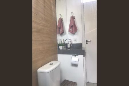 Apartamento à venda com 68m², 3 quartos e 2 vagasBanheiro