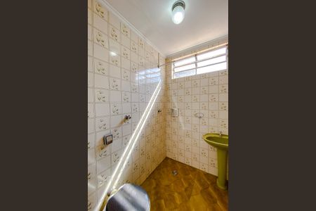 Casa à venda com 200m², 3 quartos e 2 vagasBanheiro da Suíte