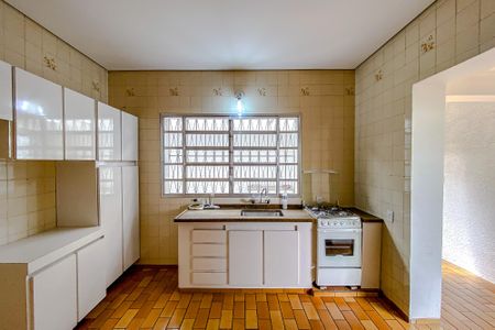 Casa à venda com 200m², 3 quartos e 2 vagasCozinha