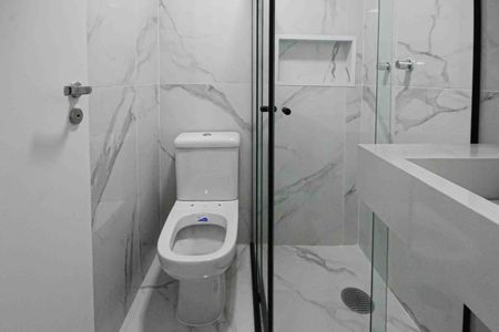 Apartamento à venda com 54m², 2 quartos e 1 vaga Apartamento à venda com 54m², 2 quartos e 1 vagaBanheiro