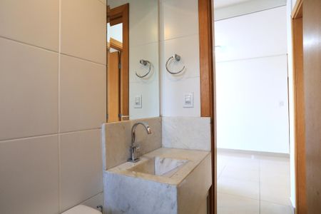 Apartamento à venda com 100m², 2 quartos e 2 vagas Apartamento à venda com 100m², 2 quartos e 2 vagasBanheiro