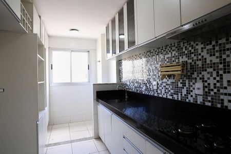 Apartamento à venda com 100m², 2 quartos e 2 vagas Apartamento à venda com 100m², 2 quartos e 2 vagasCozinha