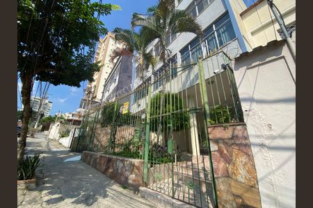 Apartamento à venda com 96m², 3 quartos e 1 vagaFachada