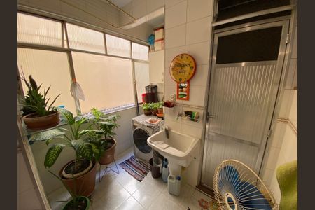 Apartamento à venda com 96m², 3 quartos e 1 vagaÁrea de Serviço