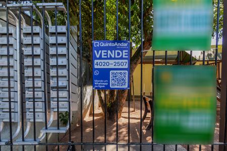 Casa de condomínio à venda com 70m², 2 quartos e 1 vagaPlaquinha